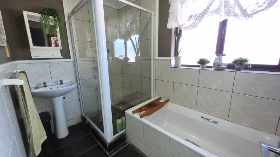 Commercial Property for Sale in Mossel Bay Rural Western Cape